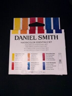 Daniel Smith Watercolor Essentials Set